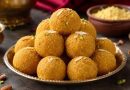 नारियल-मेवे वाली पंजीरी के लड्डू, स्वाद के साथ सेहत का खजाना नारियल-मेवे वाली पंजीरी के लड्डू, स्वाद के साथ सेहत का खजाना