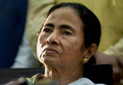 मता बनर्जी को बड़ा झटका, TMC के 3 बैंक खाते फ्रीज, जेट-हेलीकॉप्टर खरीद मामले से जुड़ा विवाद मता बनर्जी को बड़ा झटका, TMC के 3 बैंक खाते फ्रीज, जेट-हेलीकॉप्टर खरीद मामले से जुड़ा विवाद