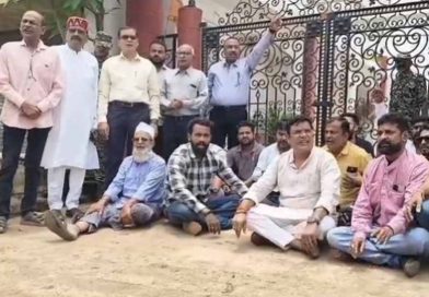 ED की बड़ी कार्रवाई: रामगोपाल के बाद कारोबारी अनूप अग्रवाल के ठिकानों पर भी छापेमारी ED की बड़ी कार्रवाई: रामगोपाल के बाद कारोबारी अनूप अग्रवाल के ठिकानों पर भी छापेमारी