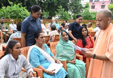 हर जरूरतमंद का आयुष्मान कार्ड बनाया जाए: सीएम योगी