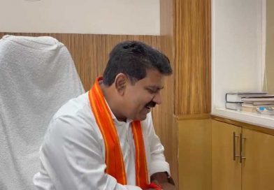 कवर्धा मेडिकल कॉलेज में प्रवेश लेने वाले जिले के प्रथम छात्र हिमांशु को उप मुख्यमंत्री विजय शर्मा ने फोन कर दी बधाई एवं शुभकामनाएं कवर्धा मेडिकल कॉलेज में प्रवेश लेने वाले जिले के प्रथम छात्र हिमांशु को उप मुख्यमंत्री विजय शर्मा ने फोन कर दी बधाई एवं शुभकामनाएं