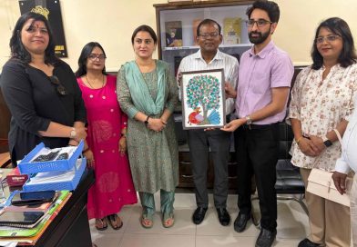 पीआईबी भोपाल के नेतृत्व में जम्मू पहुंचे पत्रकारों के अध्ययन दल ने जम्मू की पीआईबी निदेशक सुनेहा जलाली से की भेंट